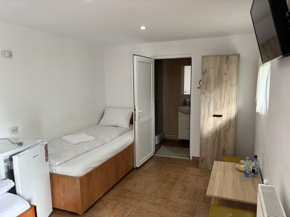 Camere pentru muncitori.Camere duble.Cazare muncitori.Cazare NON-STOP