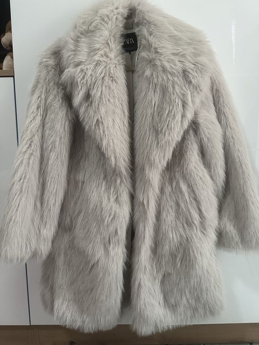 Палто ЗАРА от изкуствен косъм