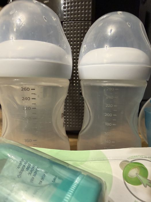 Комплект шишета с ПОДАРЪЦИ