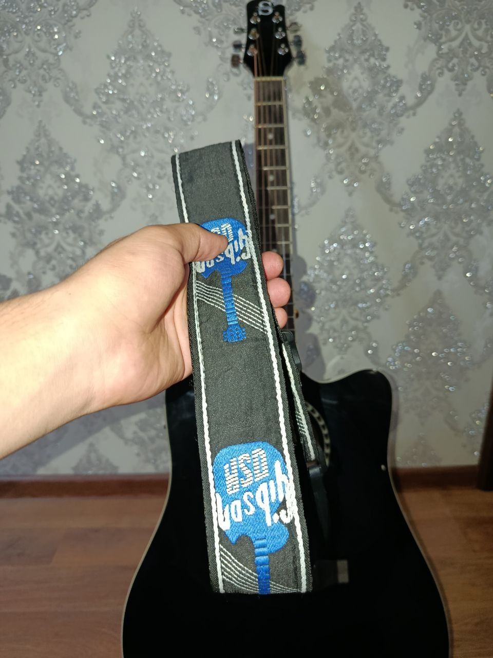 Qora Akustik Gitara 40/41, 7tasi 1tada