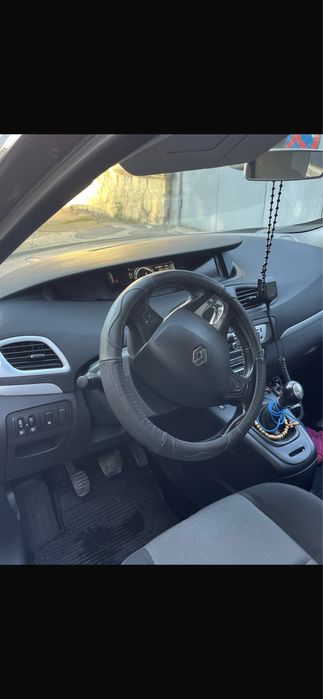 Renault scenic 3 -2014-1,5 dci manuala