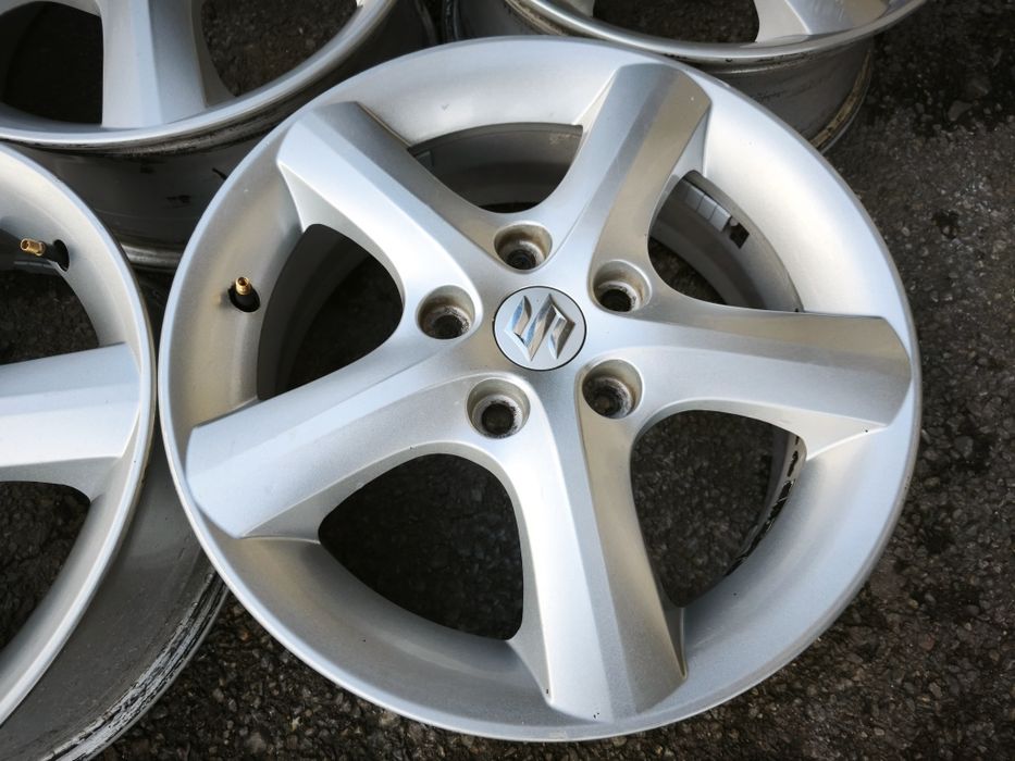16" оригинални алуминиеви джанти за Suzuki.