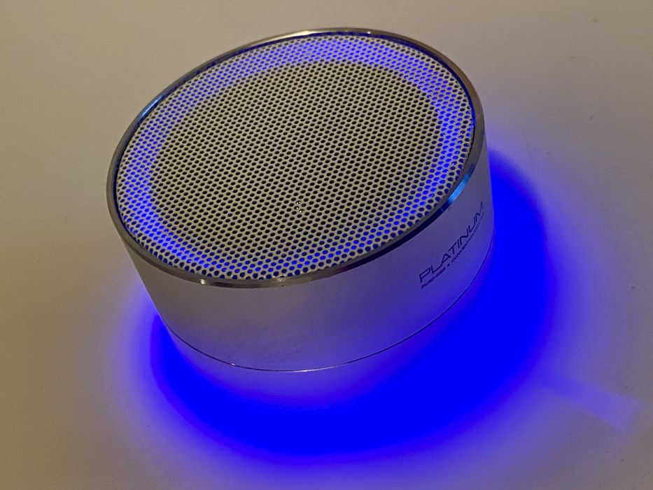 Boxă portabilă bluetooth - Platinum cu LED albastru și microfon