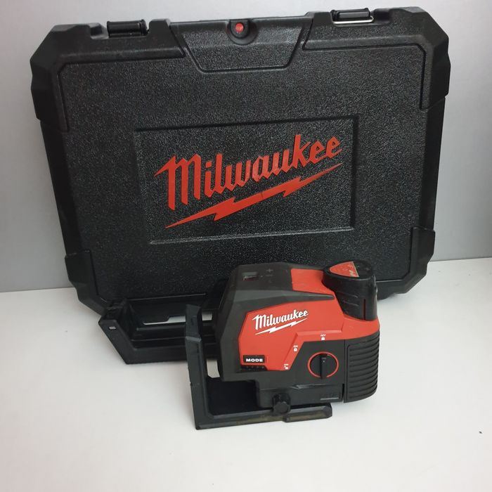 Milwaukee M12 CLLP Laser multi-liniar în cruce Raza verde