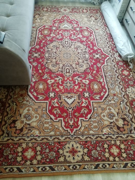 Продам ковер 2*3