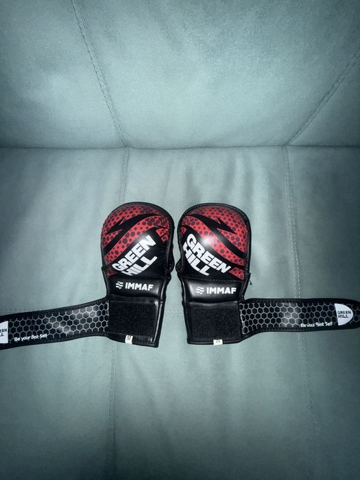 продаю перчатки грин хил,состояние идеальное,одевал один раз,размер-М