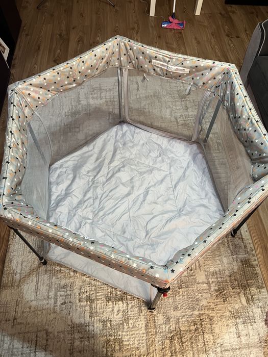 Tarc de joaca Wunderkid Play, 135 x 135 x 75 cm