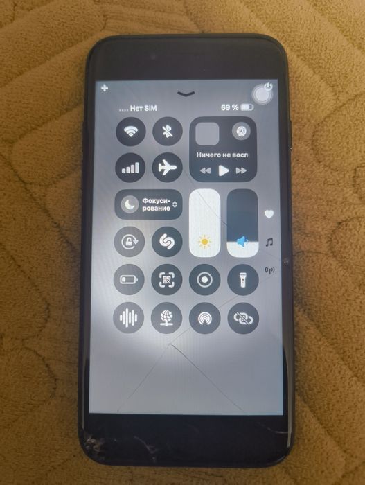 iPhone se 2 128гиг