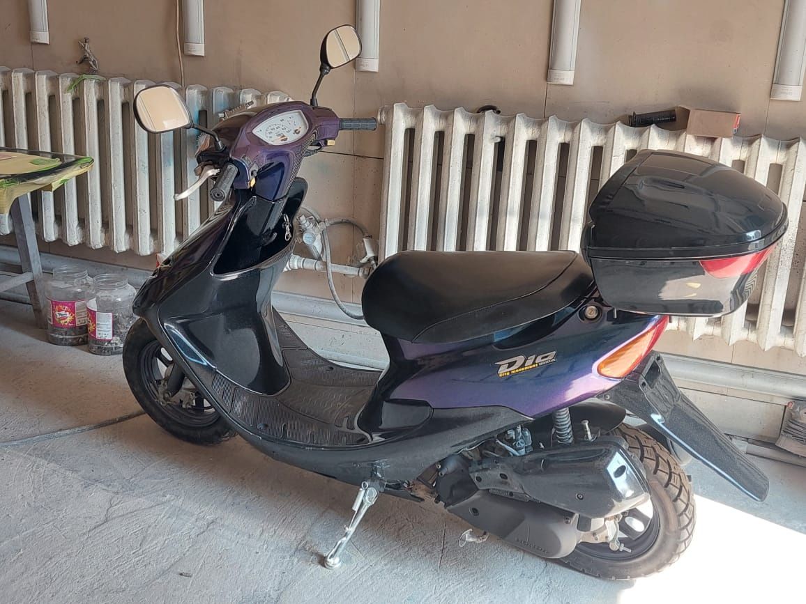 Продам мопед Honda dio