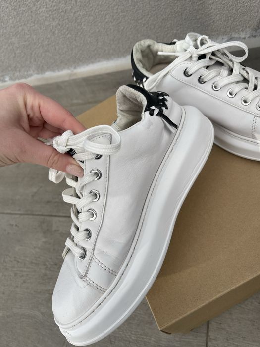 Adidasi Karl Lagerfeld