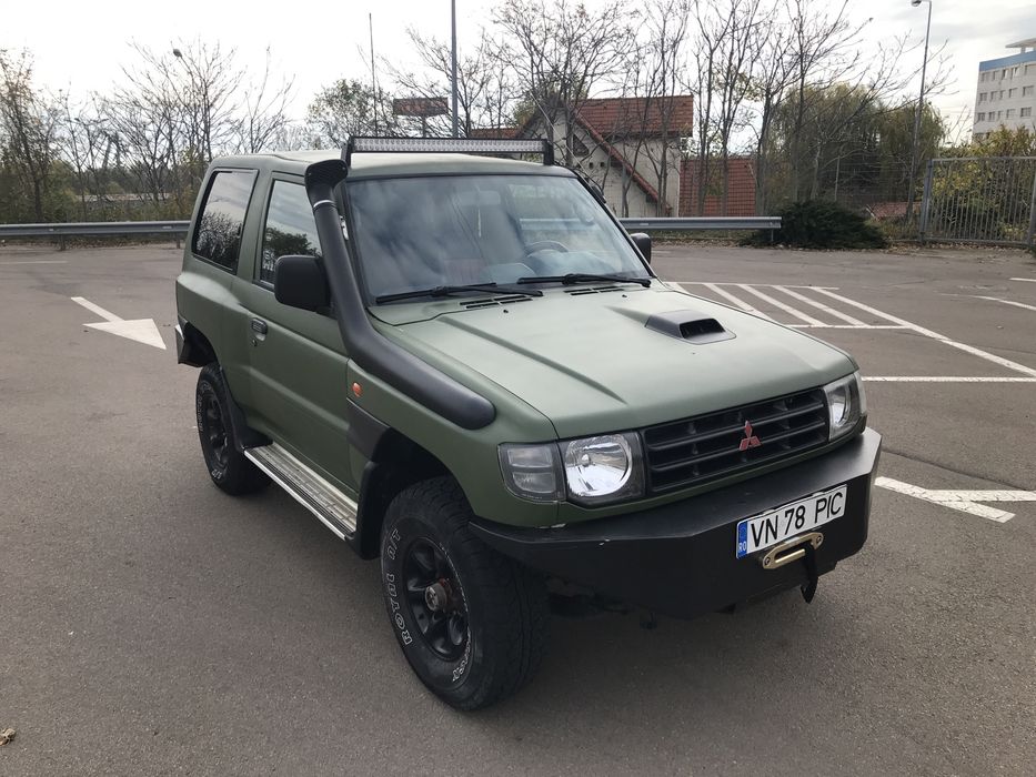 Mitshubisi Pajero MK2