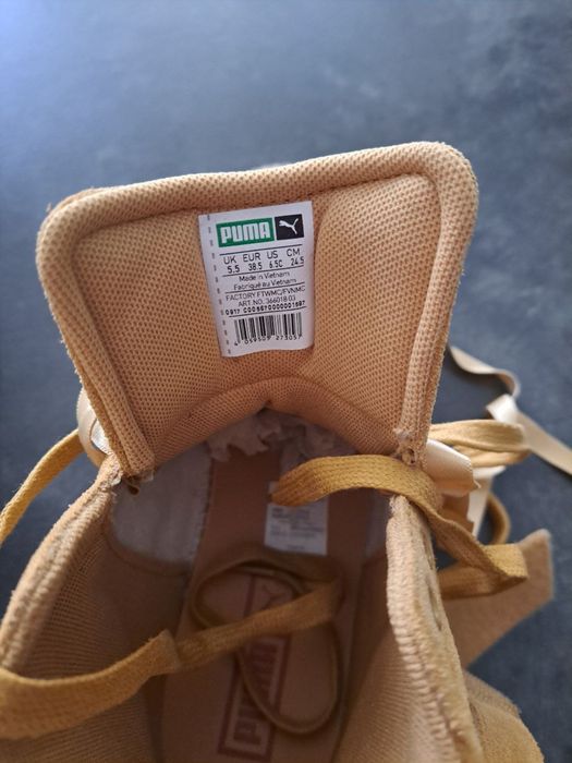 Puma чисто нови маратонки