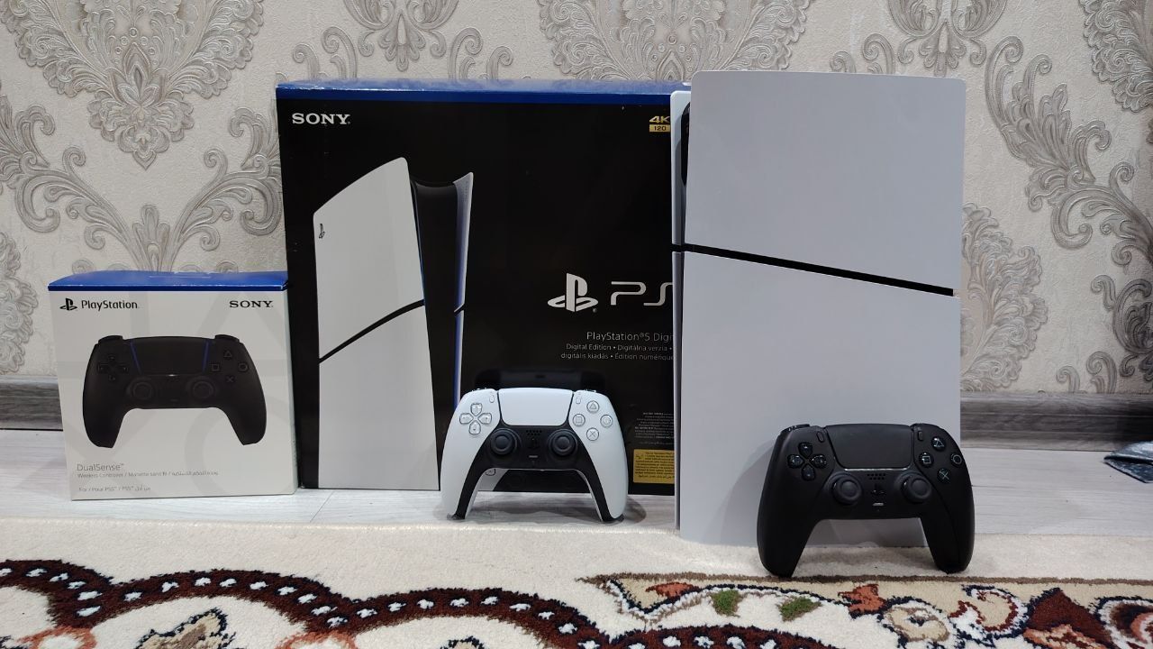 playstation 5 slim 1Tb 2 джойстик состояние как новый