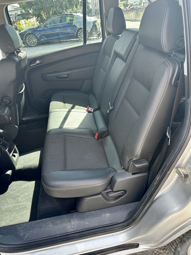 Opel Zafira B 1,9CDTI 150кс Опел Зафира Б 2007г