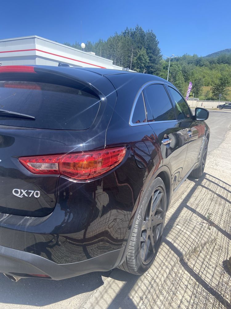Infiniti QX70 3.7 Газ