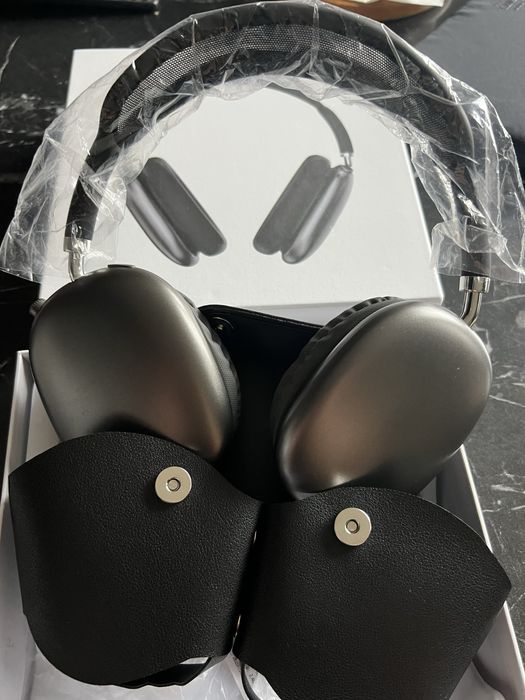 Слушалки AirPods Max