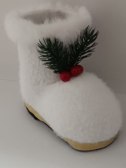 Коледни ботушчета за лакомства или декорация