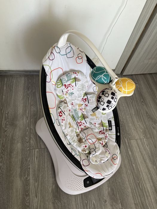 Leagan electric bebelusi 4moms