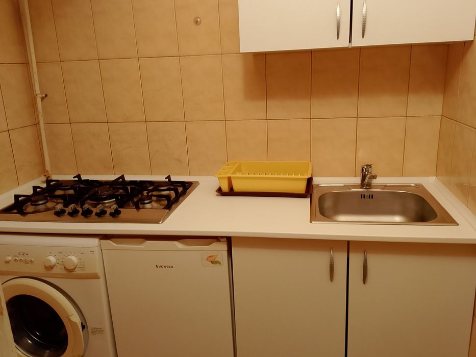 Închiriez garsonieră Galata