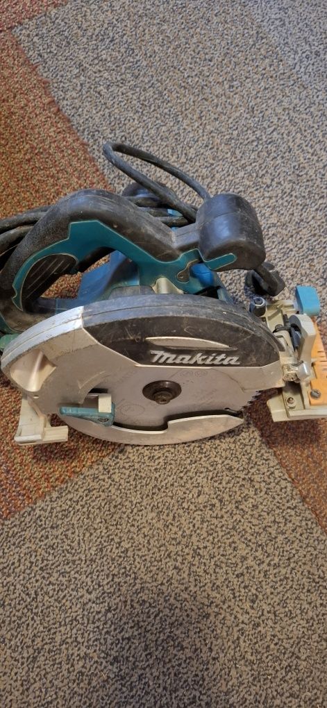 Circular  Makita