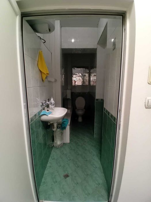 Давам под наем магазин в Центъра