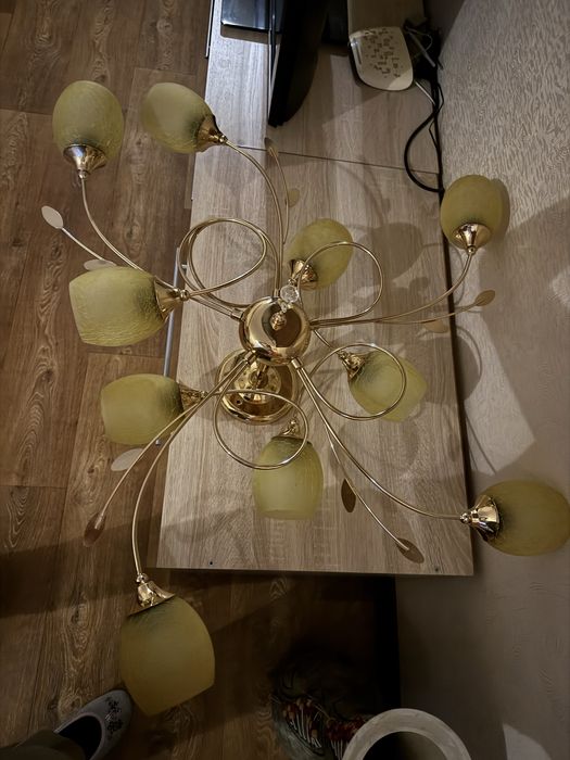 Люстра хорошего качества