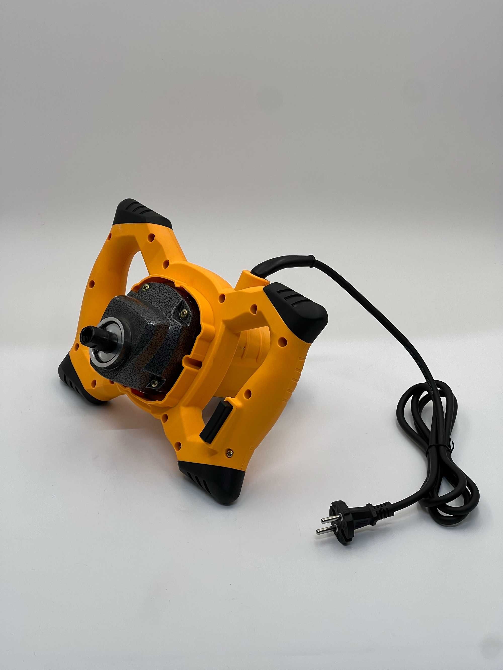 Строительный миксер Ubay UB-M1601 ART 1173