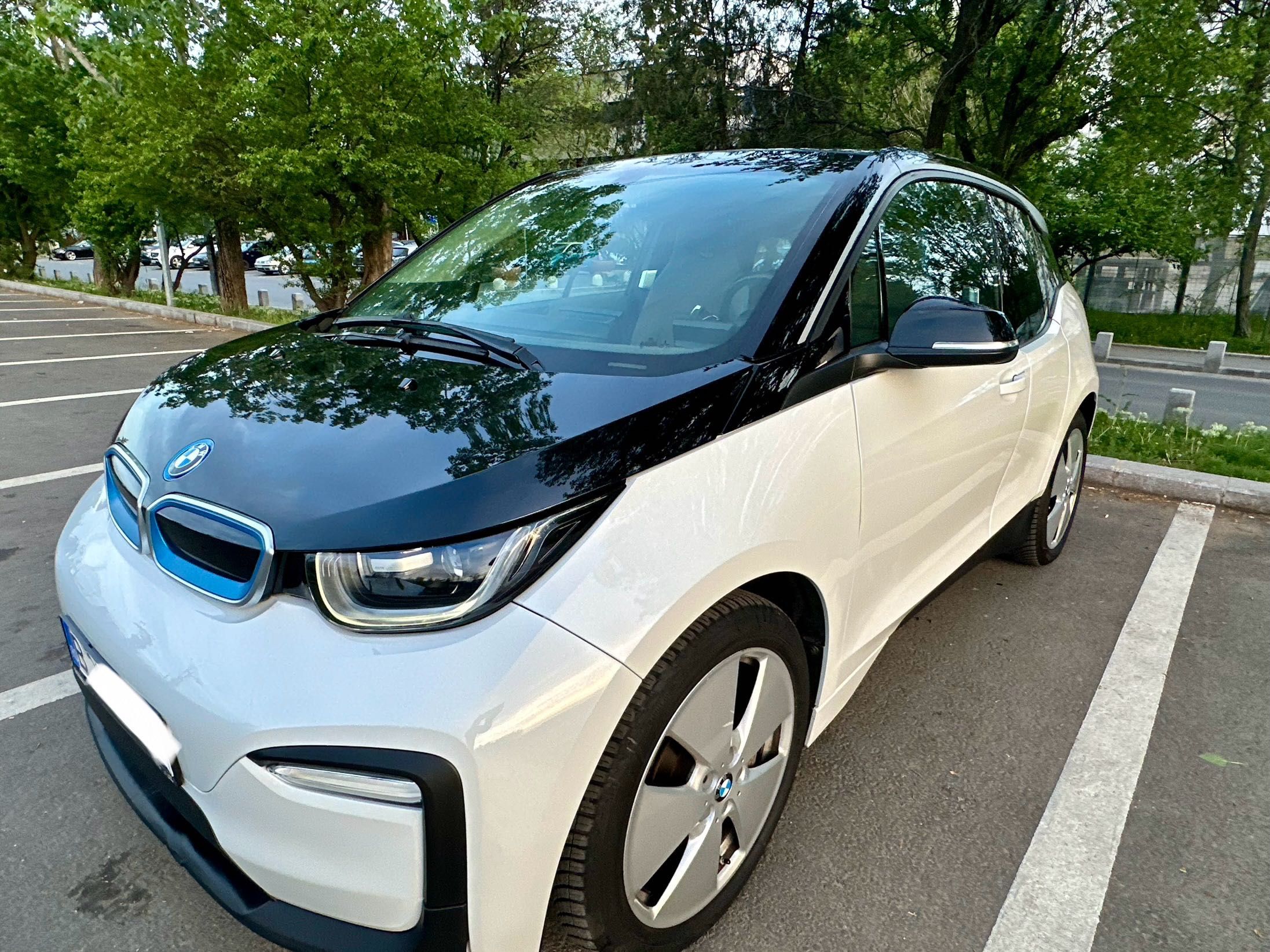 BMW i3 120Ah auto electric 300km autonomie Garantie 2027 TVA inclus