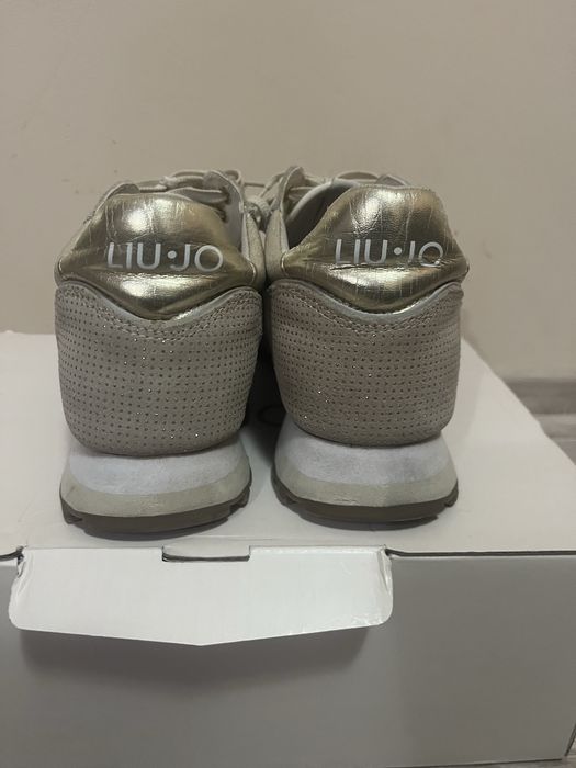 Маратонки на марката liu jo