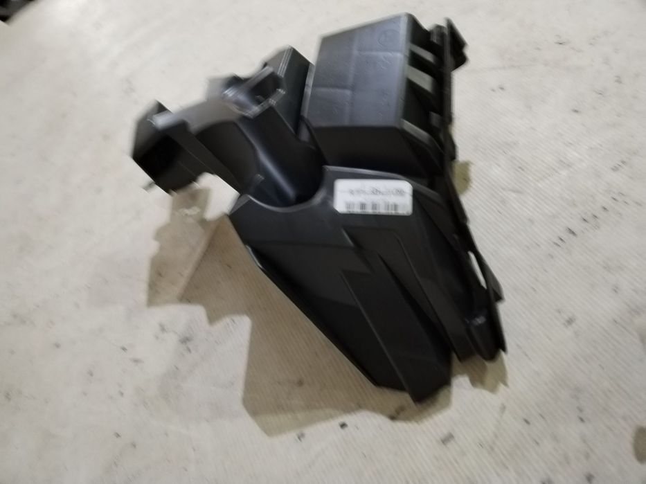 Suport dreapta bara spate, Skoda Karoq, 2021, 2022, 2023, 2024, 2025, cod origine OE 57A807378B.