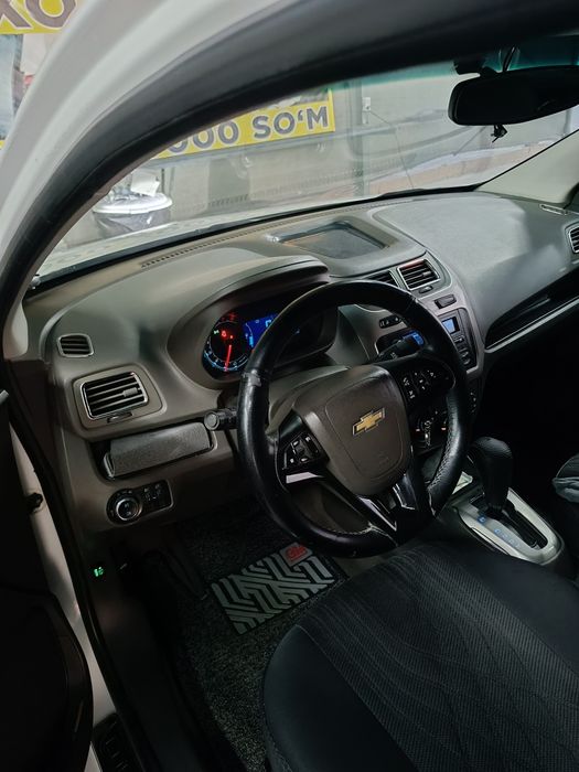 Кобальт 2013 автомат срочно продам