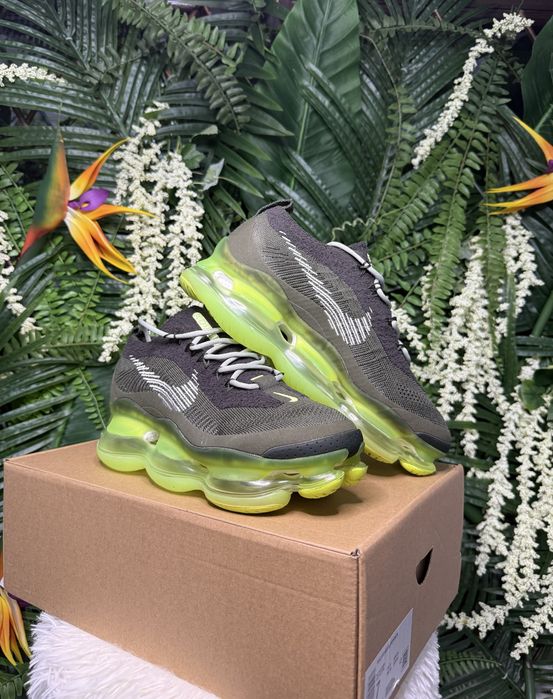 Nike Air Max Scorpion Volt