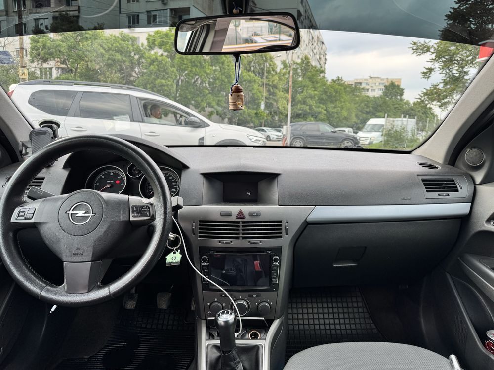 Opel Astra H 1.7CDTI 2006г