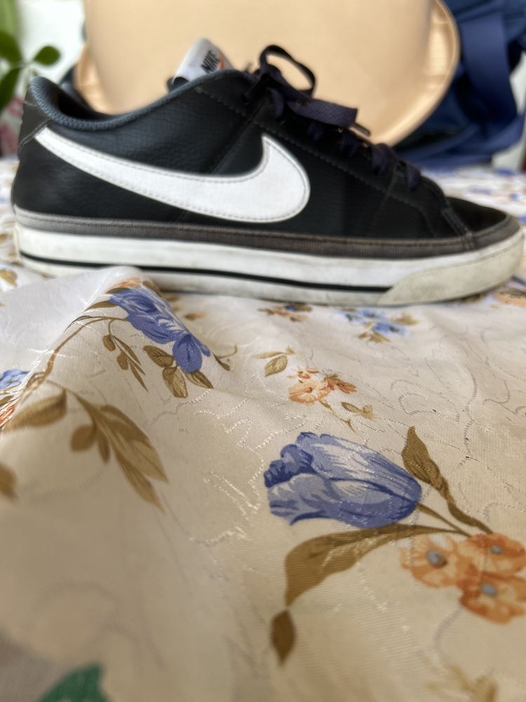 Nike черни обувки