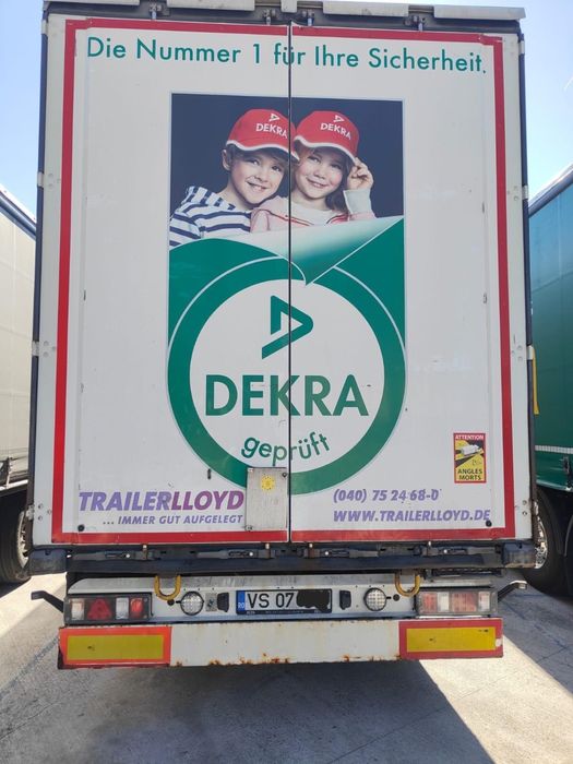 Vand remorca  krone
