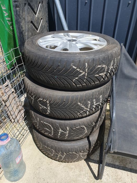 Vând jante: aluminiu R16 și tablă R15