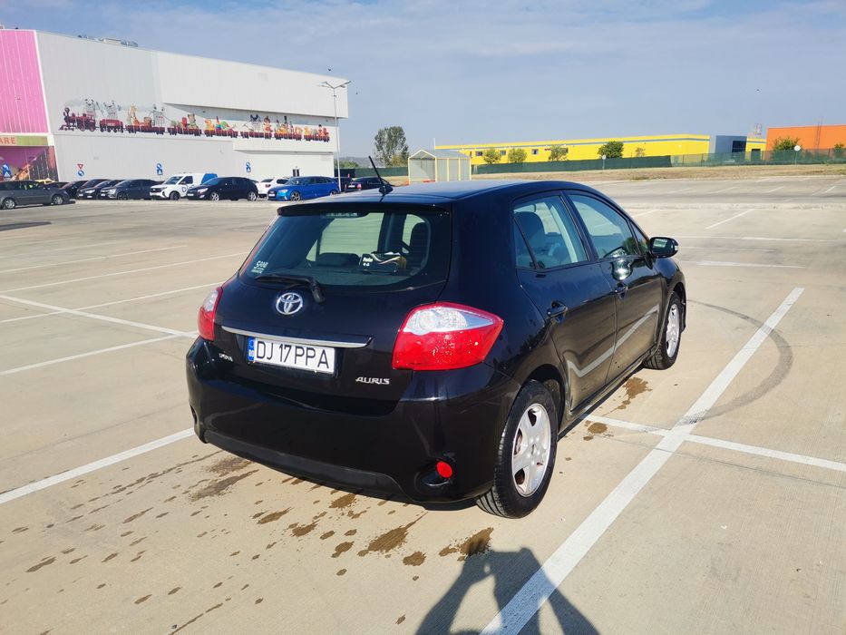 Toyota Auris benzina