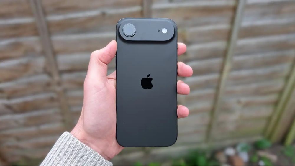 Vand Iphone 17 Air, 256 GB, 5G, Space Black