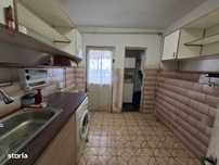 APARTAMENT 3 camere la pret de 2, DECOMANDAT, etaj 9, Micro 6, Targovi