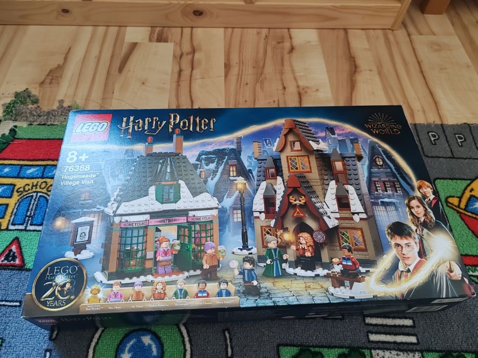 Lego Harry Potter Hogsmeade Visit