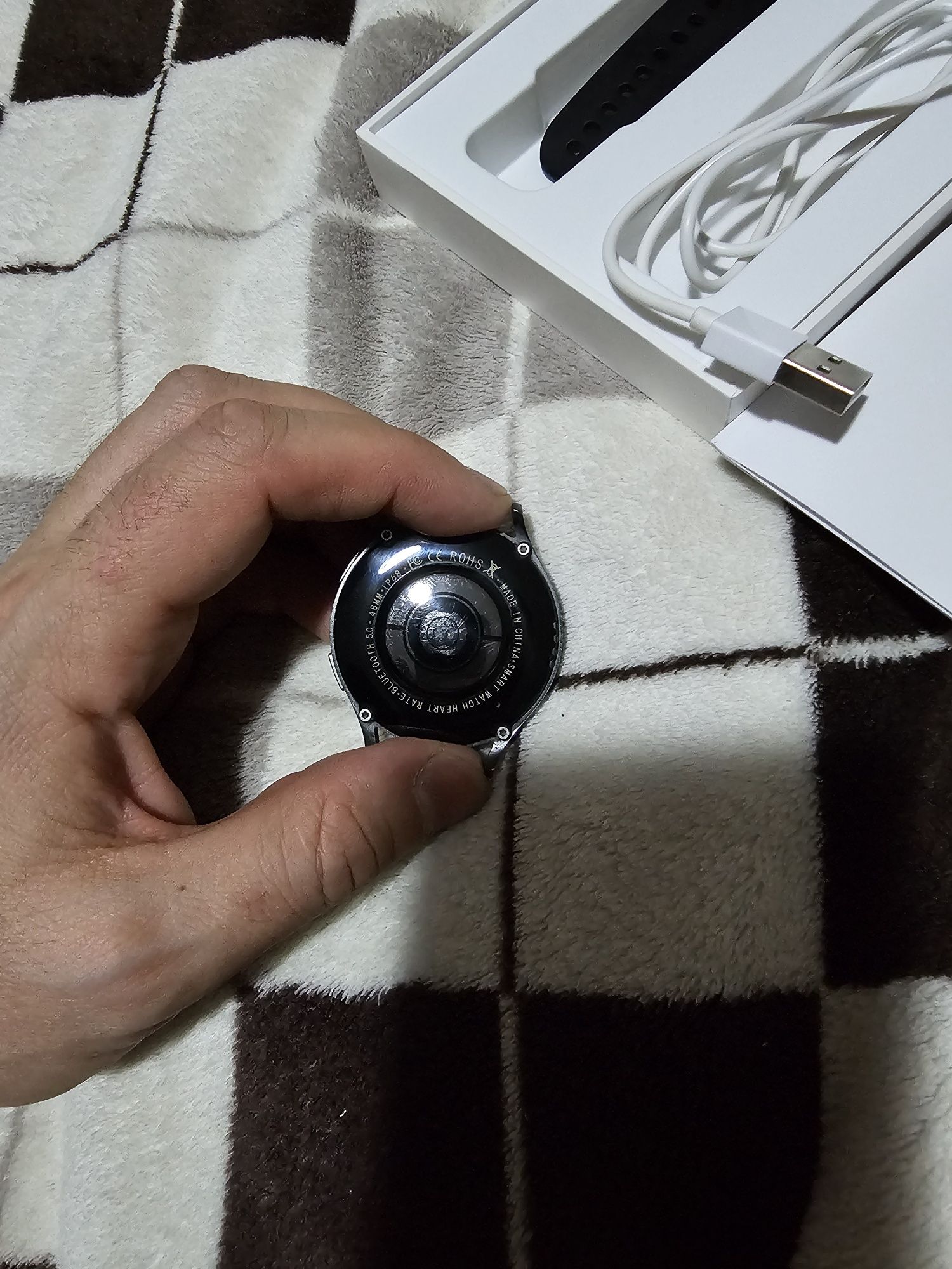 Smart watch смарт часовник с функции за здраве