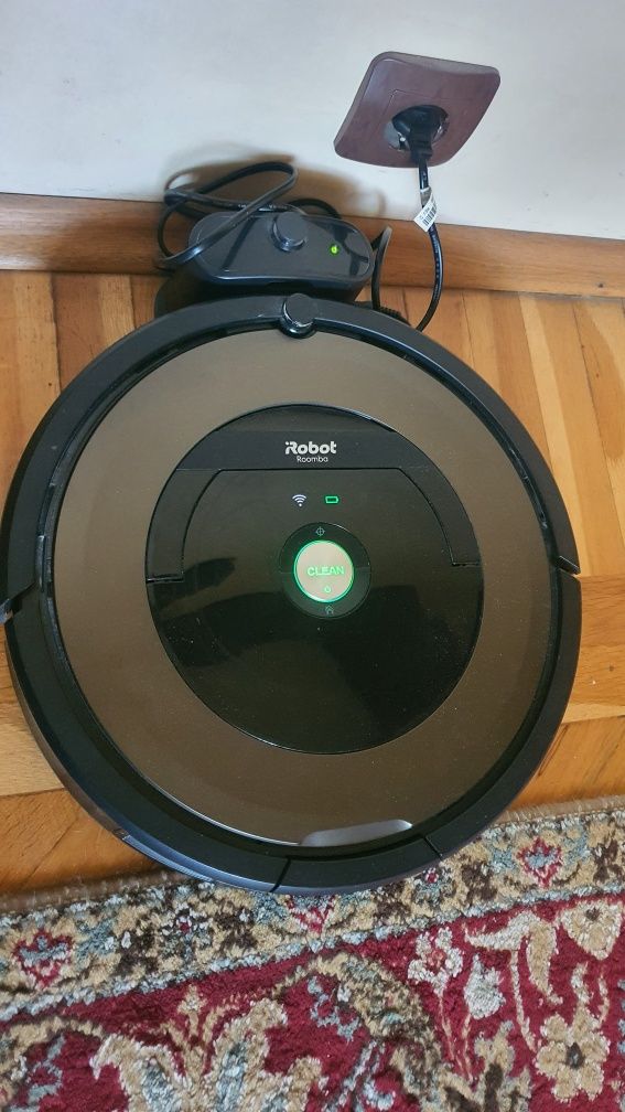 Робот iRobot 896
Roomba 896 в отлично съст