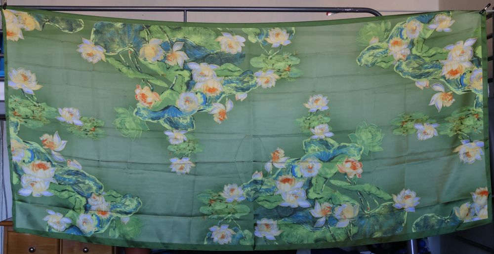 Копринени шалове от Виетнам