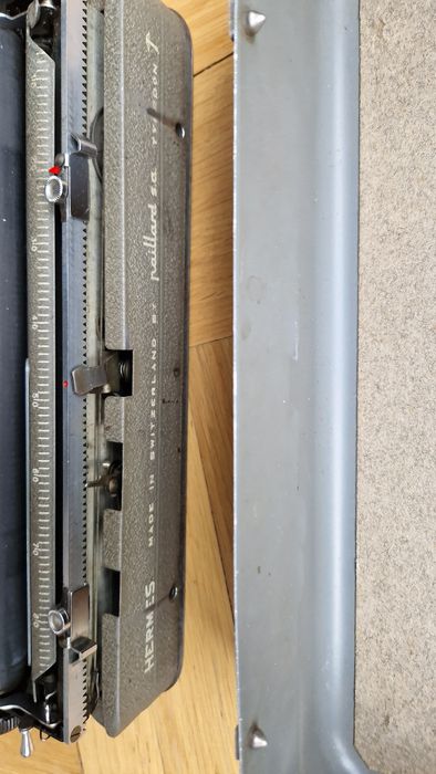 Пишеща машина HERMES made in Switzerland by payllard