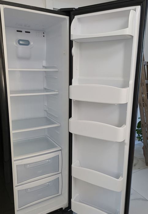 Vand frigider side by side