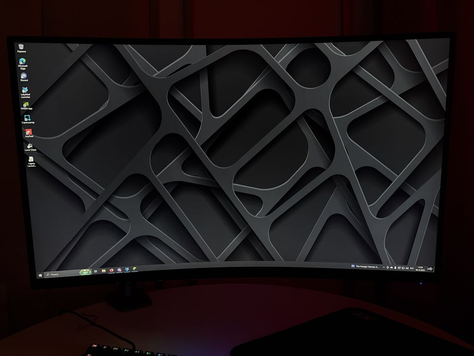 Игровой монитор ardor + В ПОДАРОК 2 игровые клавиатуры и микрофон