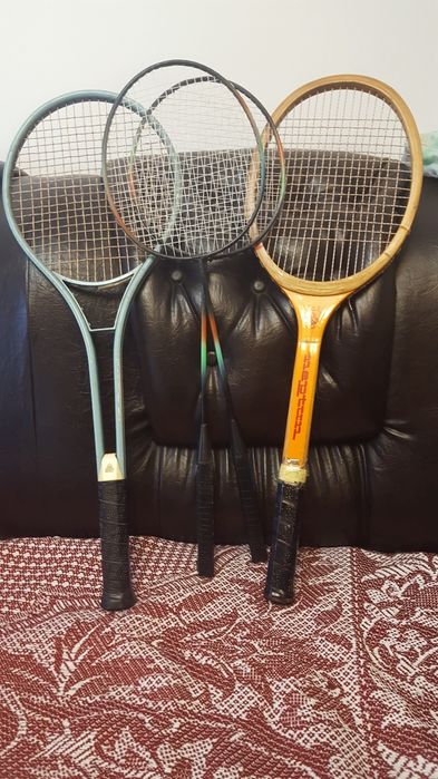 Vând rachete tenis vechi
