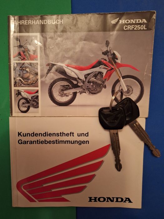 Vând Honda crf 250l înmatriculată