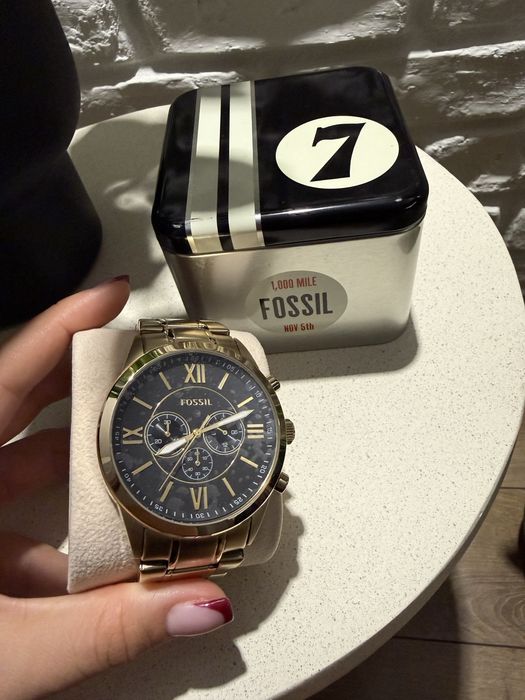 Часовник Fossil 48 mm