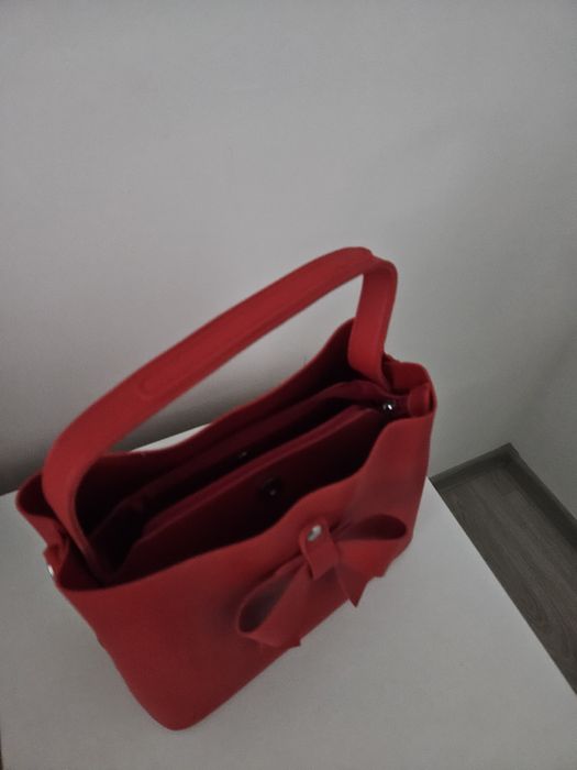 Geanta rosie cu fundita